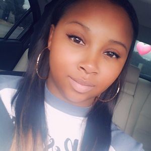 Meet your Posher, Alexus